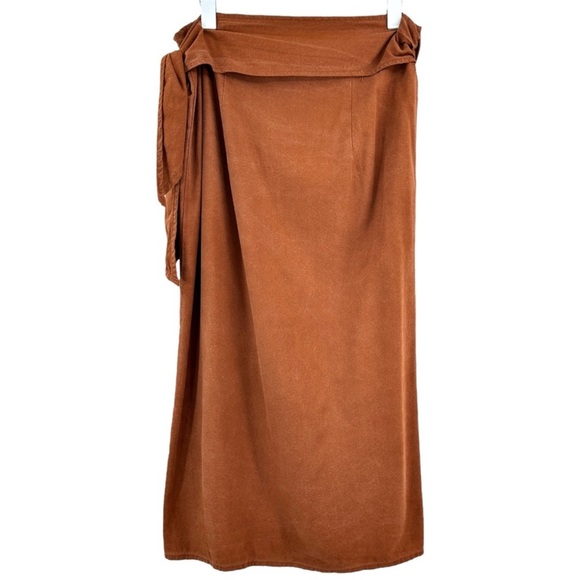Na Nin raw silk, Tan Maxi Wrap Skirt - Picture 2 of 12